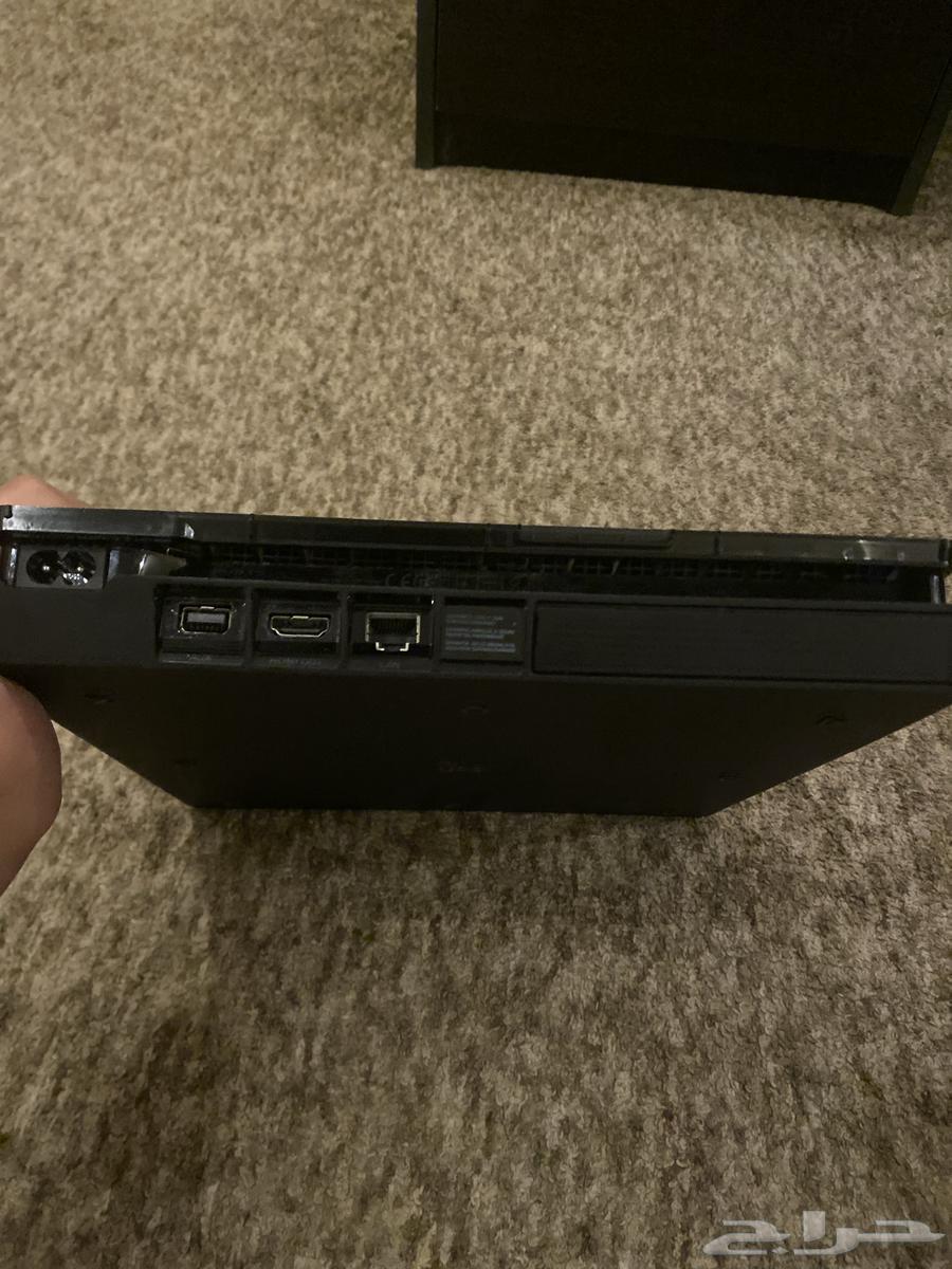 Sony 4 with case having cracks and removed sides and screws63706297853954112