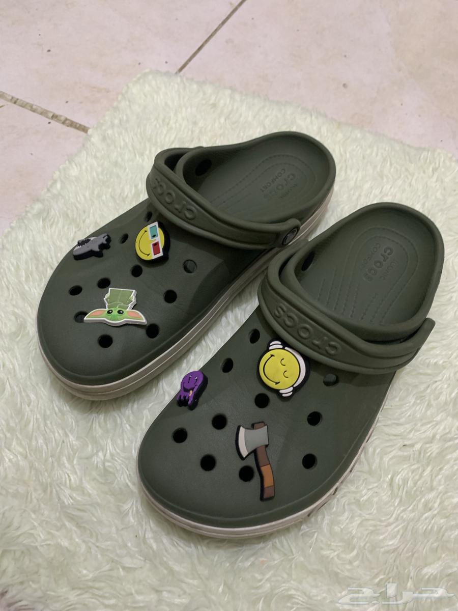 CROCS green shoe with stickers, used but clean63707400586882114