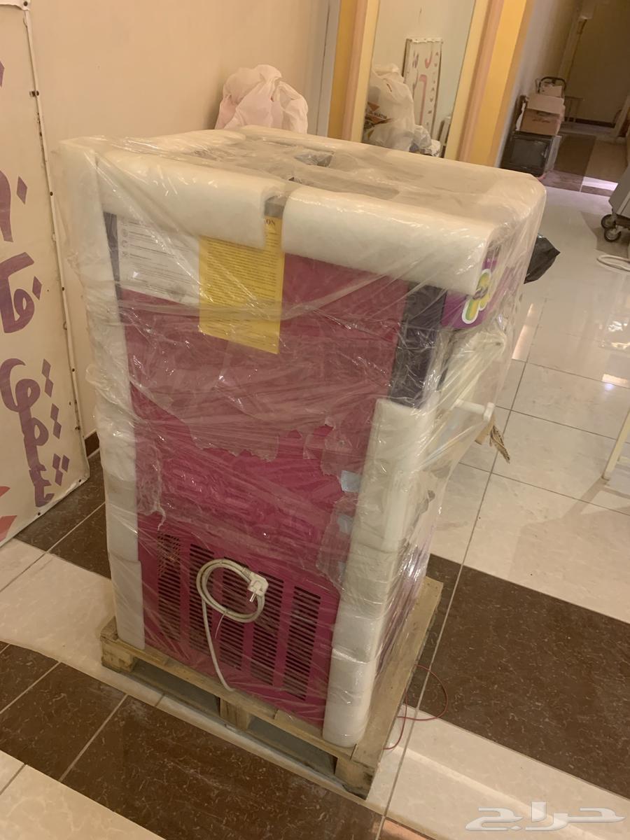 Ice Cream Machine (New)63715928333827111