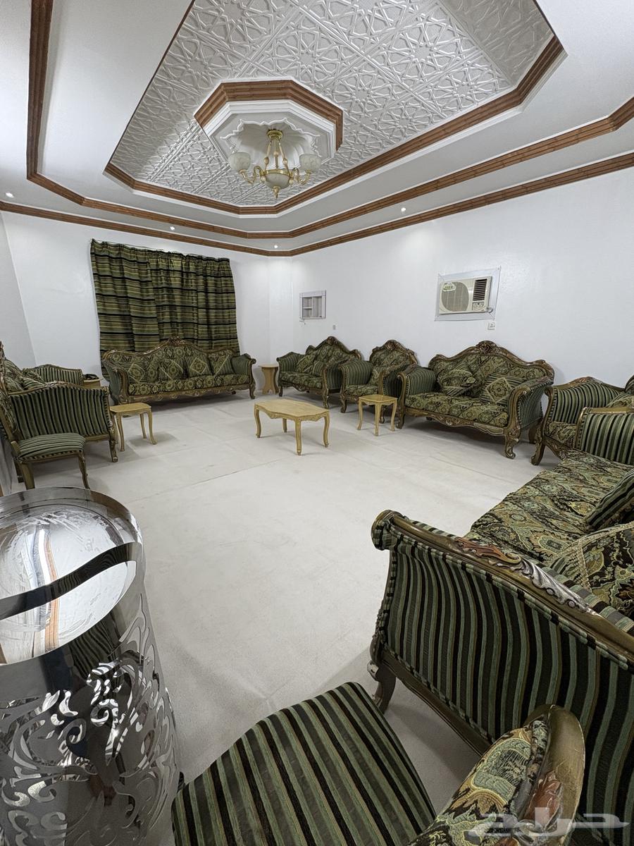 كنب كلاسيك63706214747523110