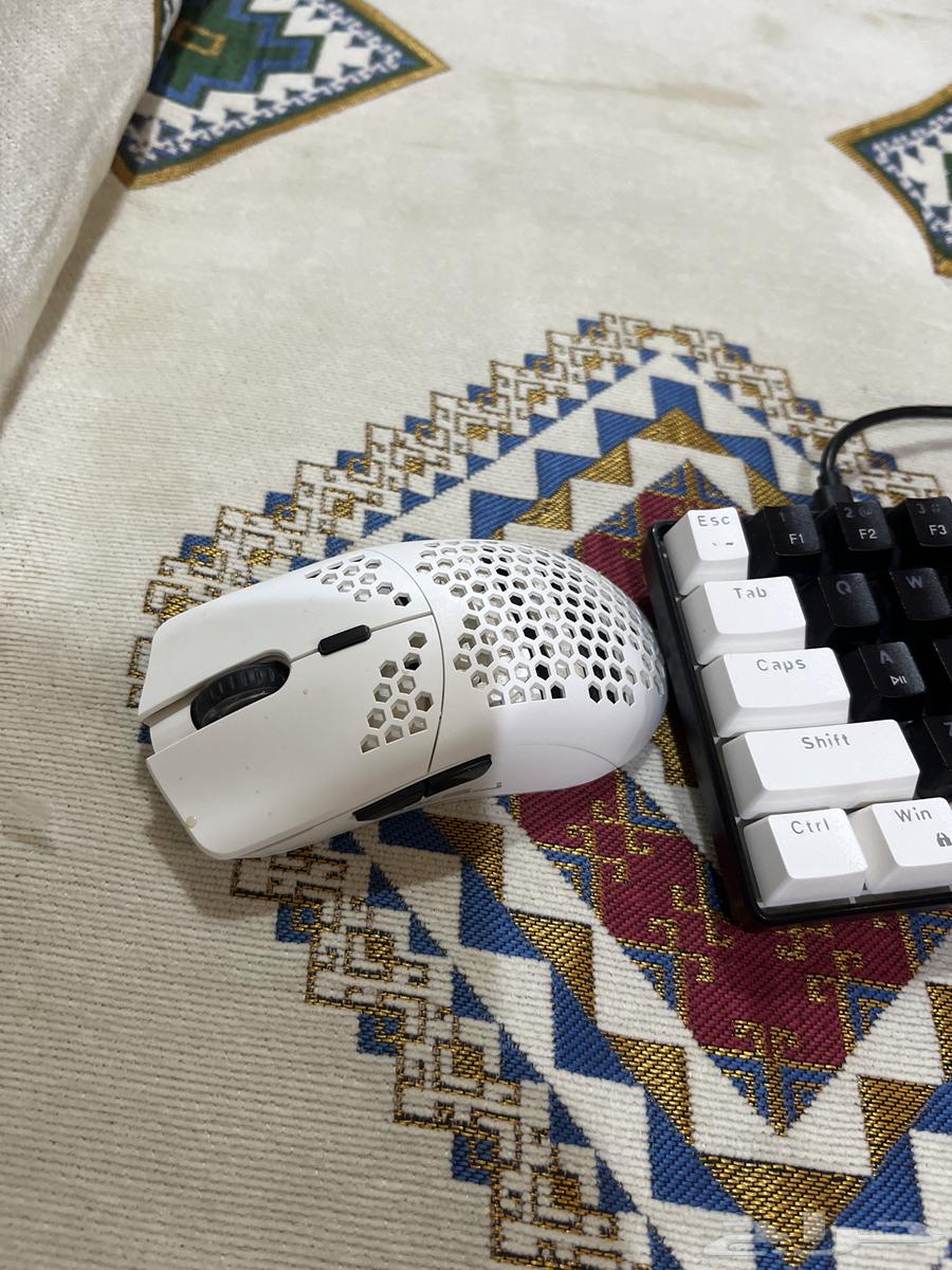 Keyboard and Mouse63707584180609111