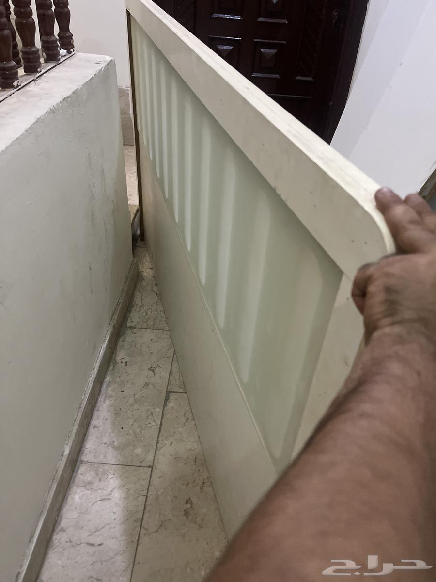 غرفة نوم مع المرتبه طبيه بيع مستعجل وبحالة نظيفة جدا63712757248130112