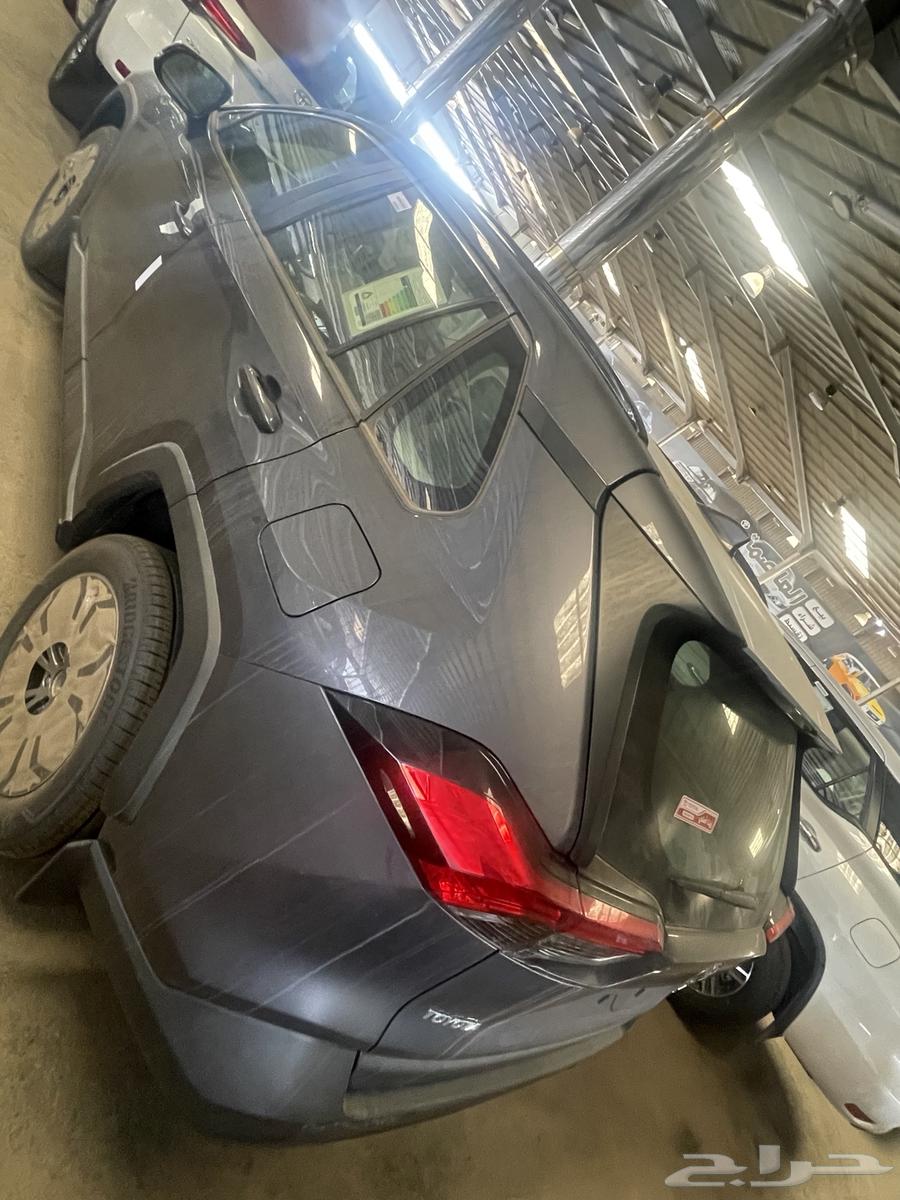 Toyota RAV4 XLE63786928932995114