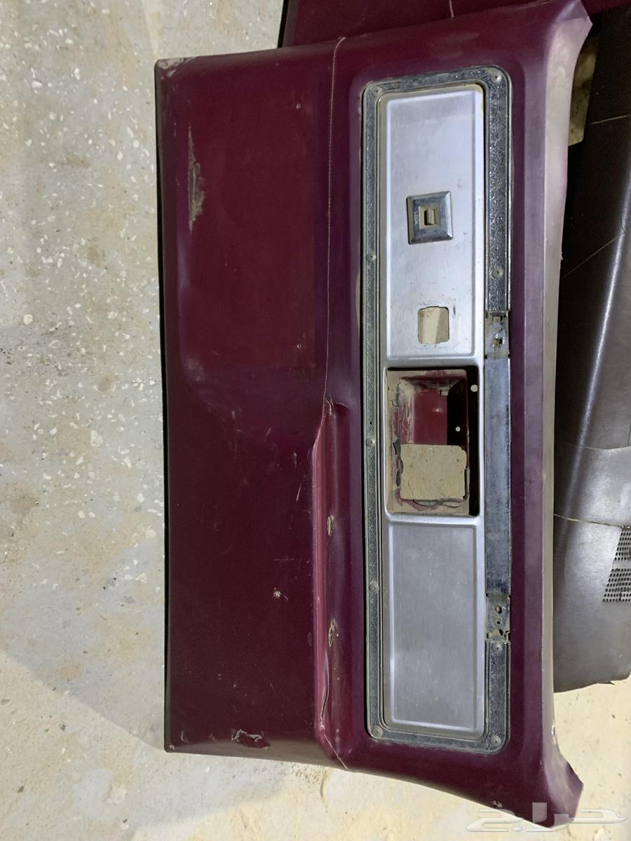 ديكور بيبان عنابي جمس. وقشر طبلون جمس لونه بني63798573425026110