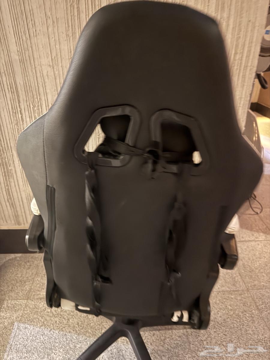 Two gaming chairs for sale63714334803458111