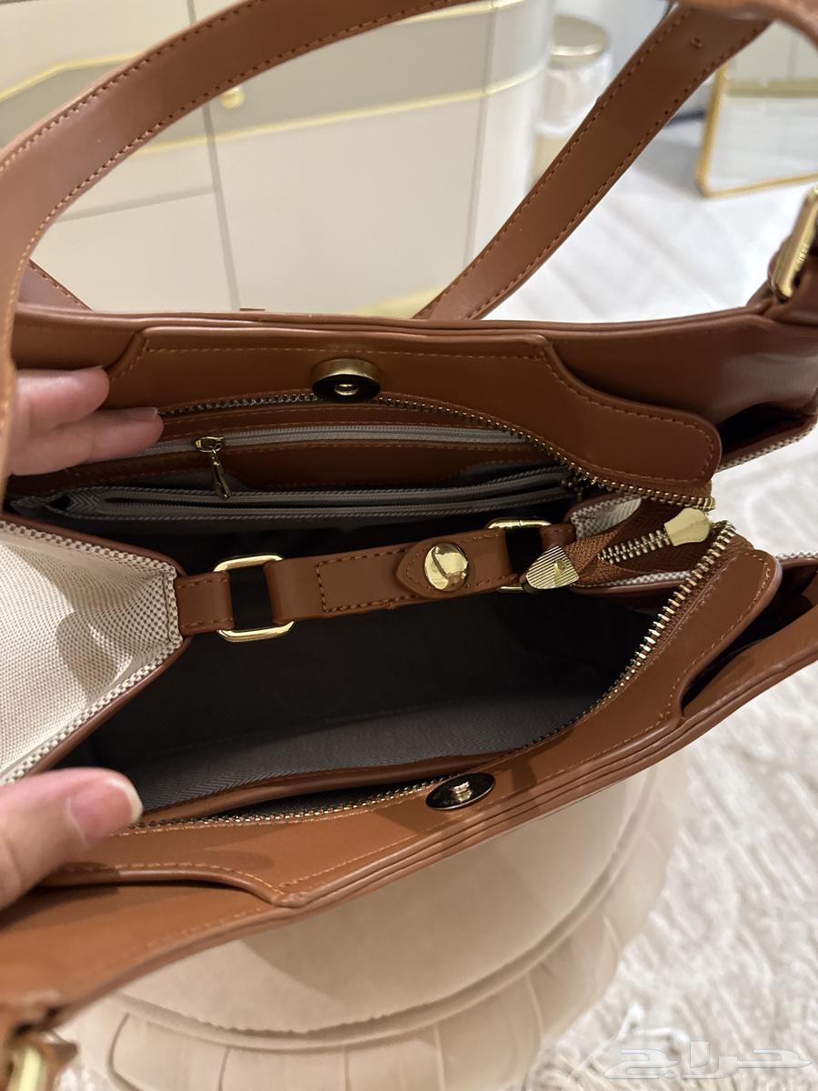 شنطه لون بيج وبني63708123342337112