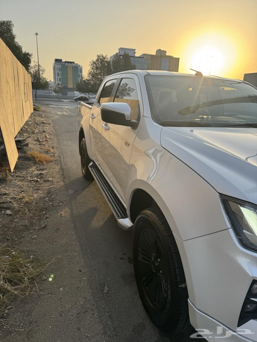 Isuzu D-Max GT63796955220355111