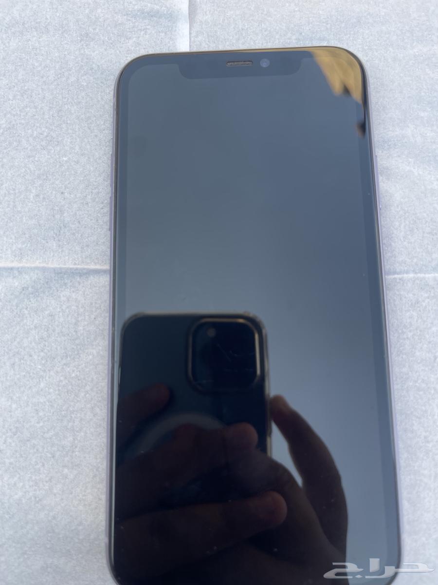 iPhone 11, only one screen replacement and original battery on the sum63708577687043113