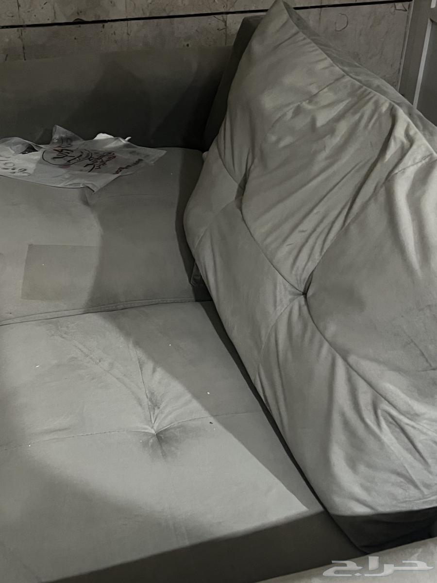 كنب نظيف وغير مكروف ولا مقطع (نفر و نفرين و نفر ونص)63714709569665111