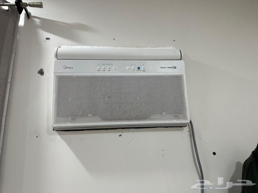 3 Split Window Air Conditioners63706297879683110