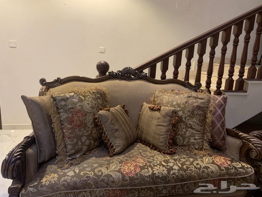 كنب كلاسيكي (المطلق )63711496261249111