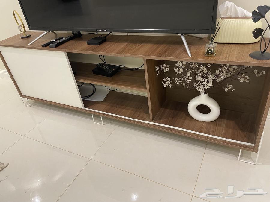 Very clean plasma table, very light usage63714908368643110