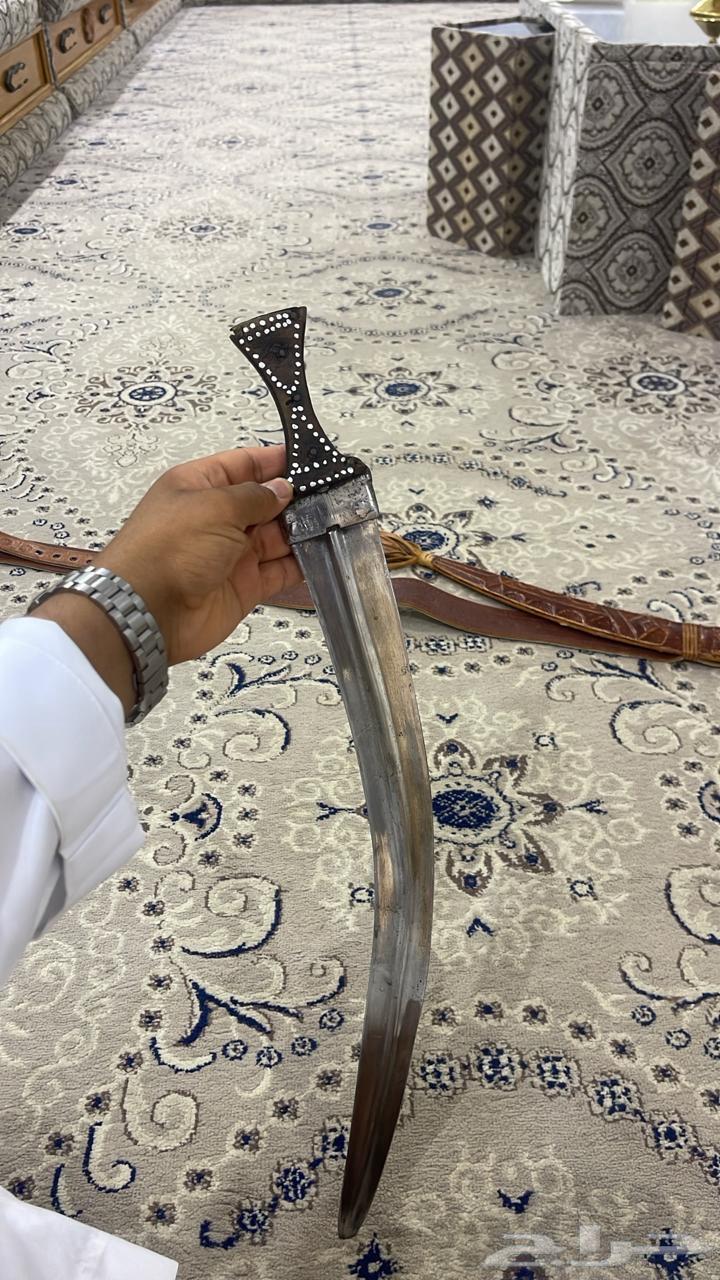ذريع للبيع قديمه عمرها فوق 120 سنه63716453748097112