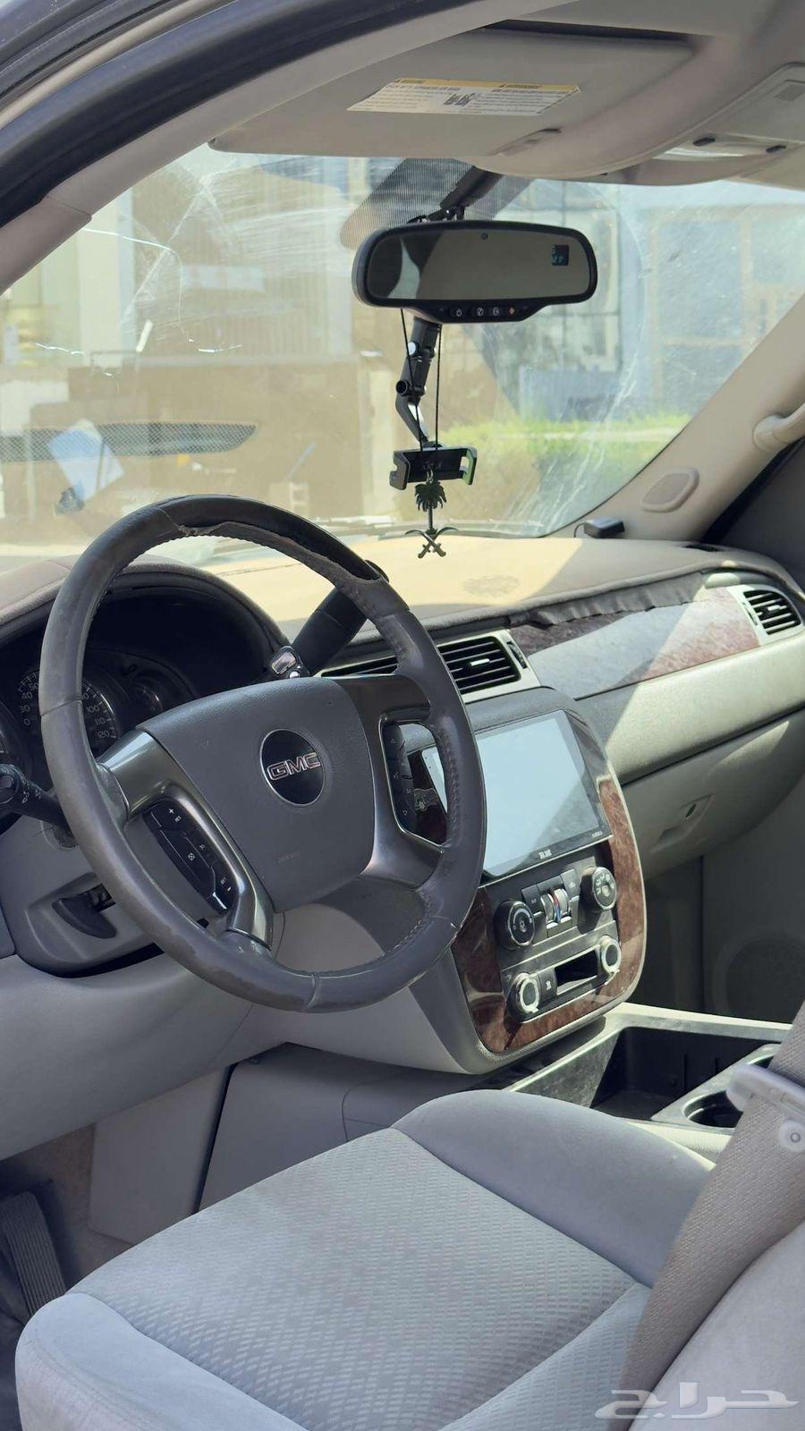 يوكن طويل XL موديل 2007. للبيع او البدل المناسب63792933354755114