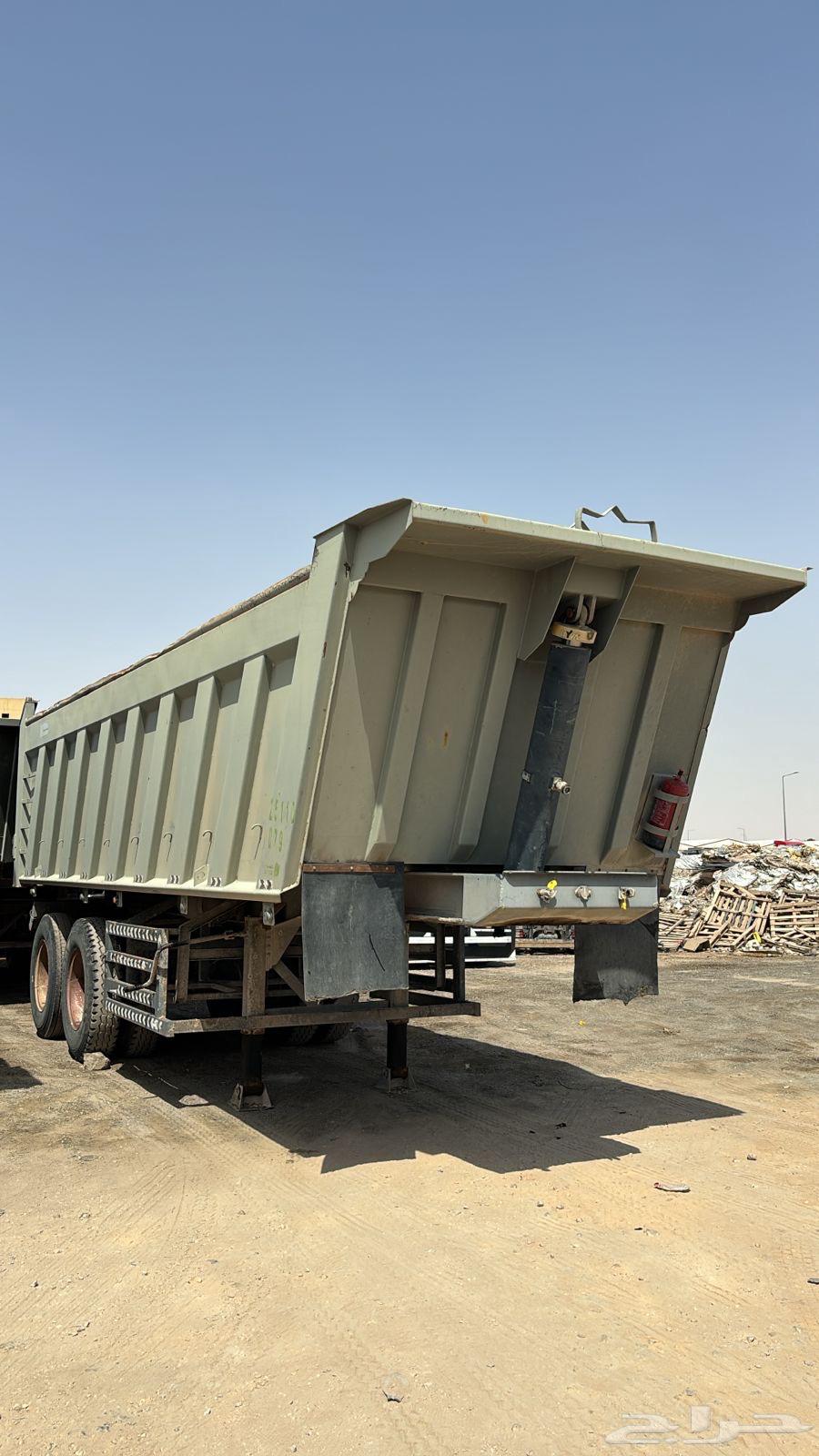 صندوق قلاب كبير63795703806722112