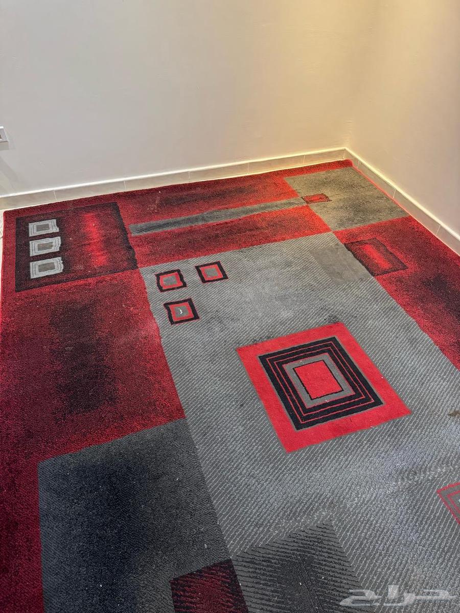 سجاد للبيع كبير 150 ريال صغير 50 ريال63711855949953112