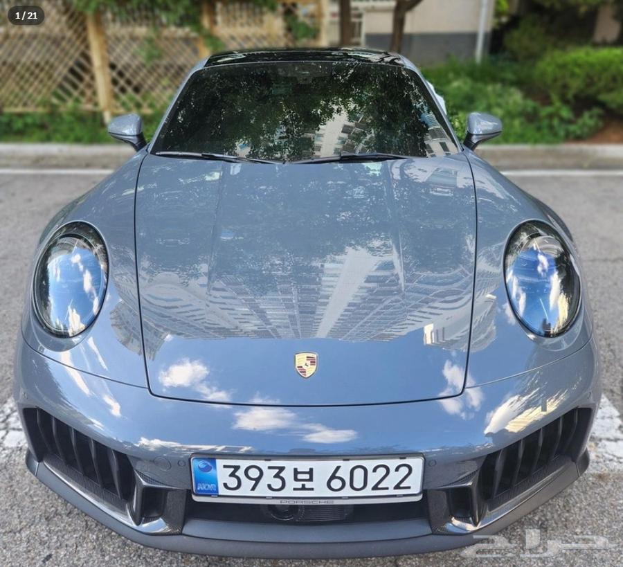 Porsche 4 GTS63792309677443110