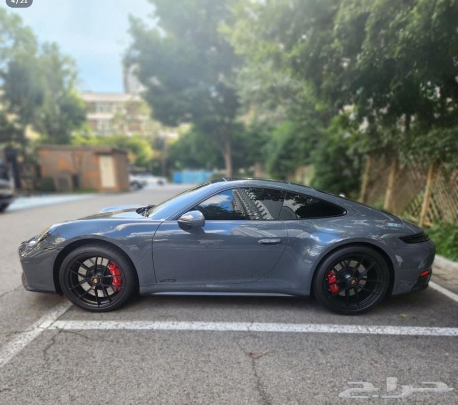 Porsche 4 GTS63792309677443112