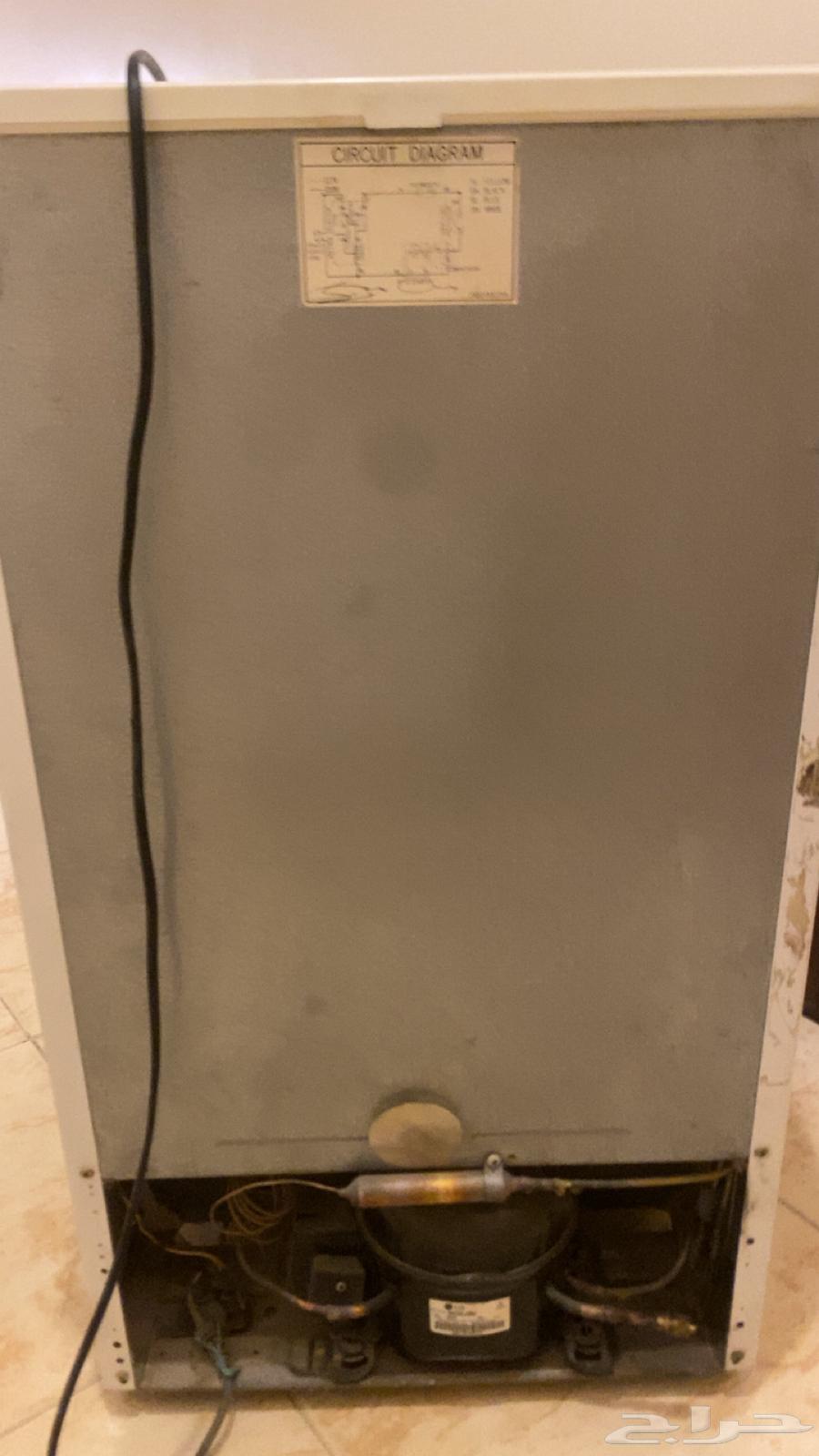 Small used refrigerator63726458766723111