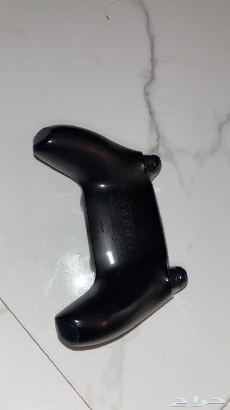 Sony 5 controller, the controller is new and has no issues at all on the sum63718640050945111