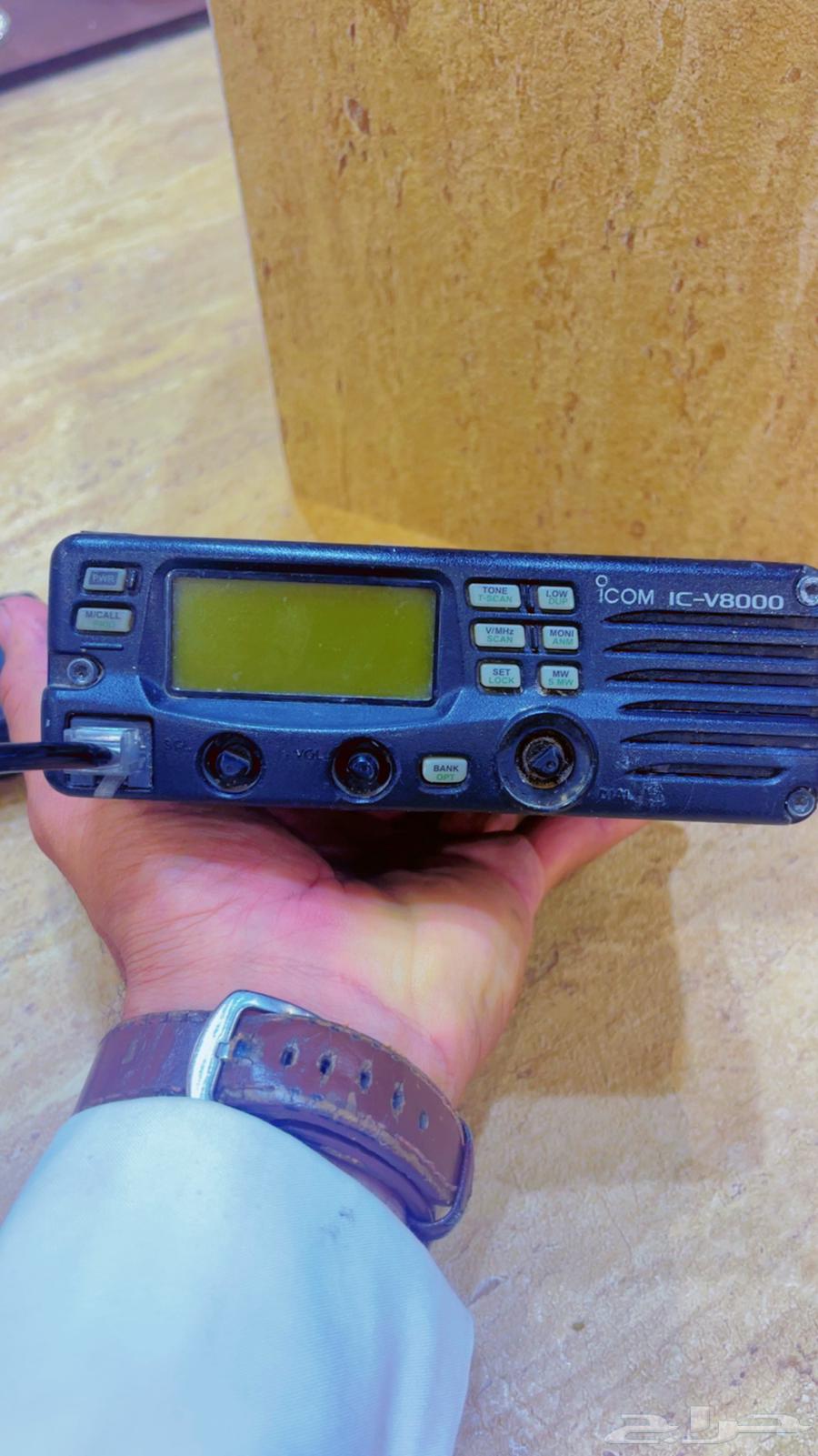 Old Japanese Icom 8000 device63719031553665111