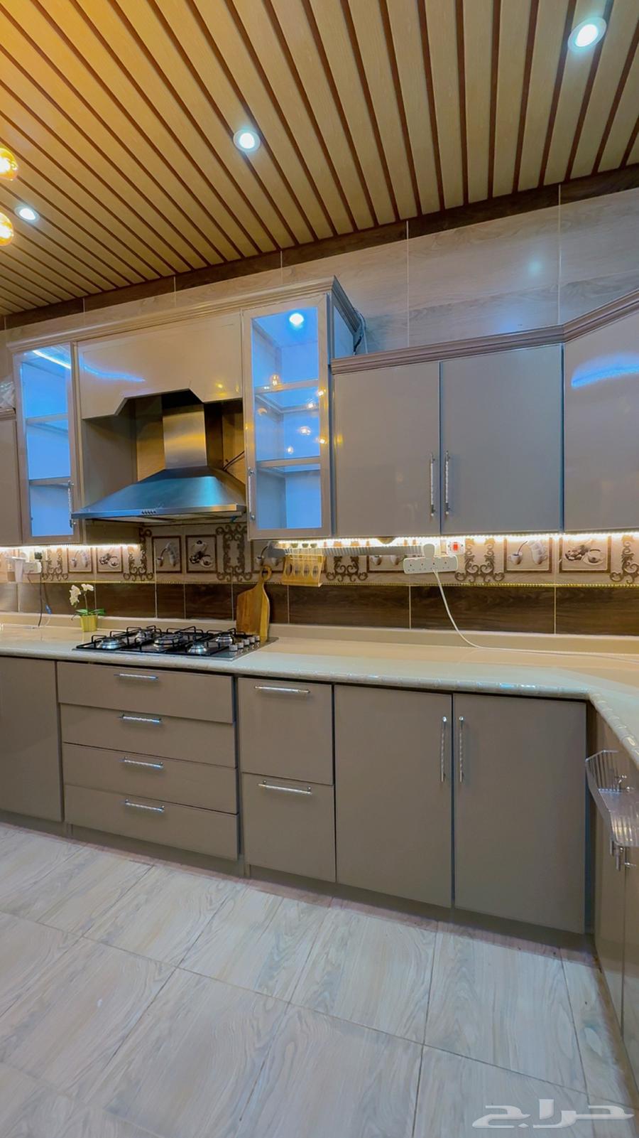 مطبخ للبيع بدون اجهزه63718835773699113
