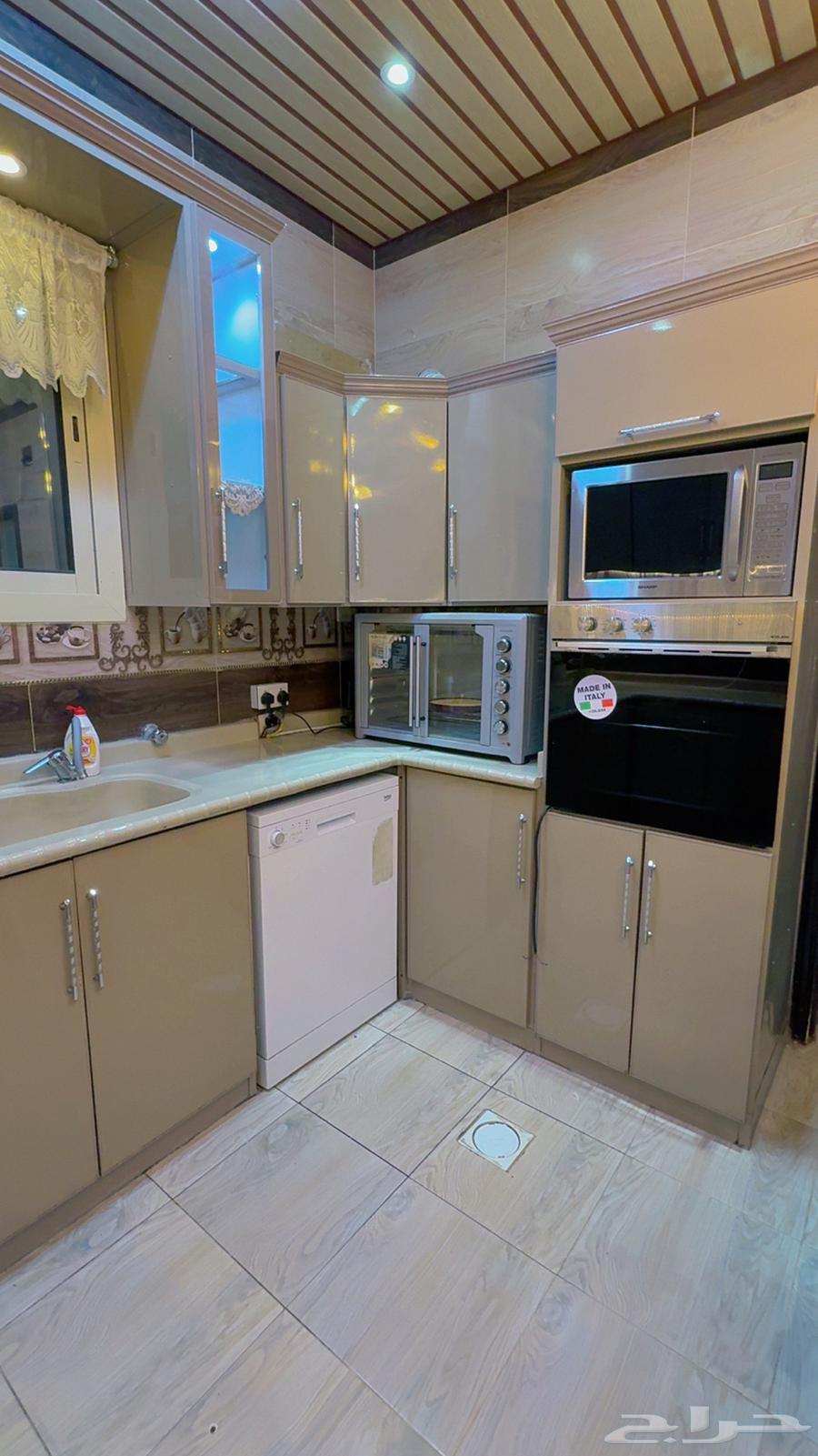مطبخ للبيع بدون اجهزه63718835773699111