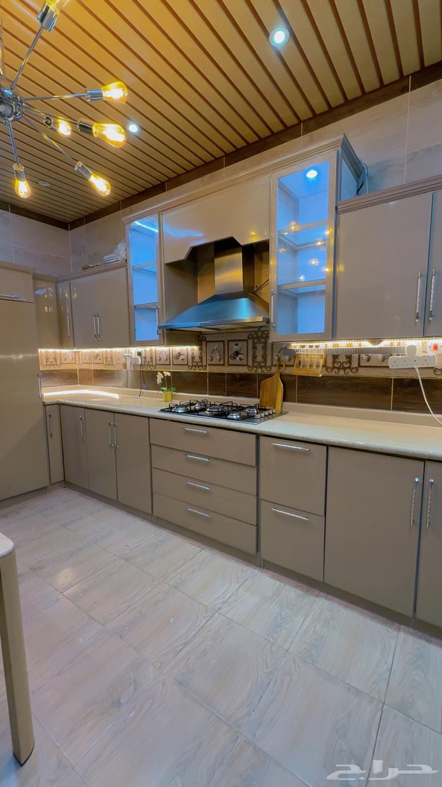 مطبخ للبيع بدون اجهزه63718835773699110
