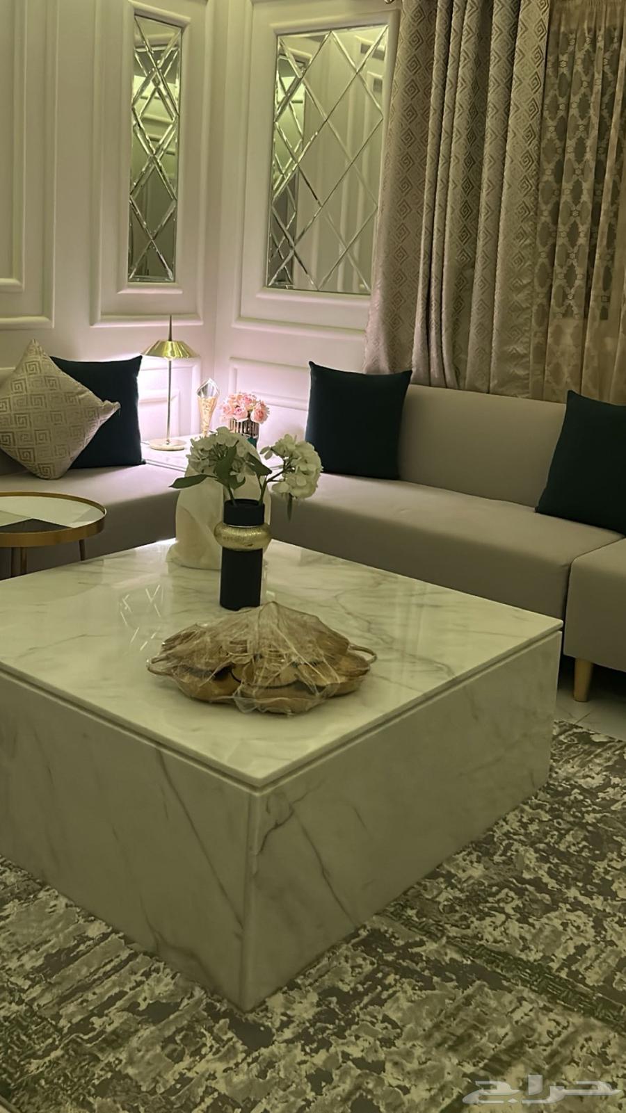 كنب شبه جديد مع طاولته   الفرشه63717999122563113