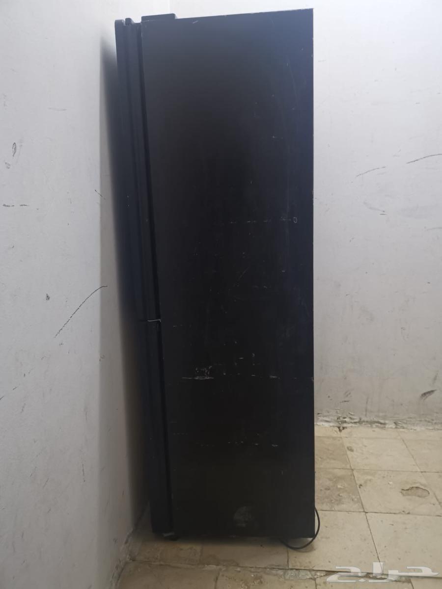 ثلاجة بابين نظيفة (خلل في الديكور الخارجي بس)63718179141249112