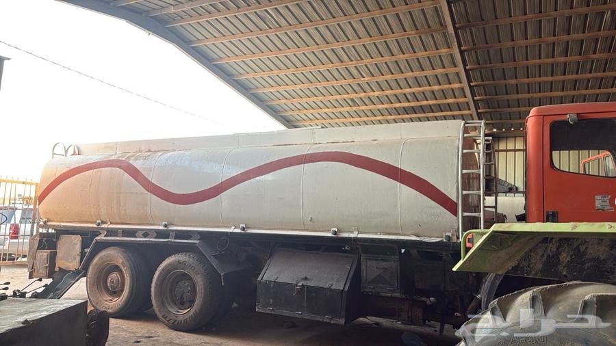 Clean diesel fuel tank, no leaks required63814106937985110