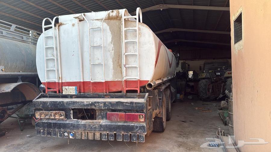 Clean diesel fuel tank, no leaks required63814106937985112