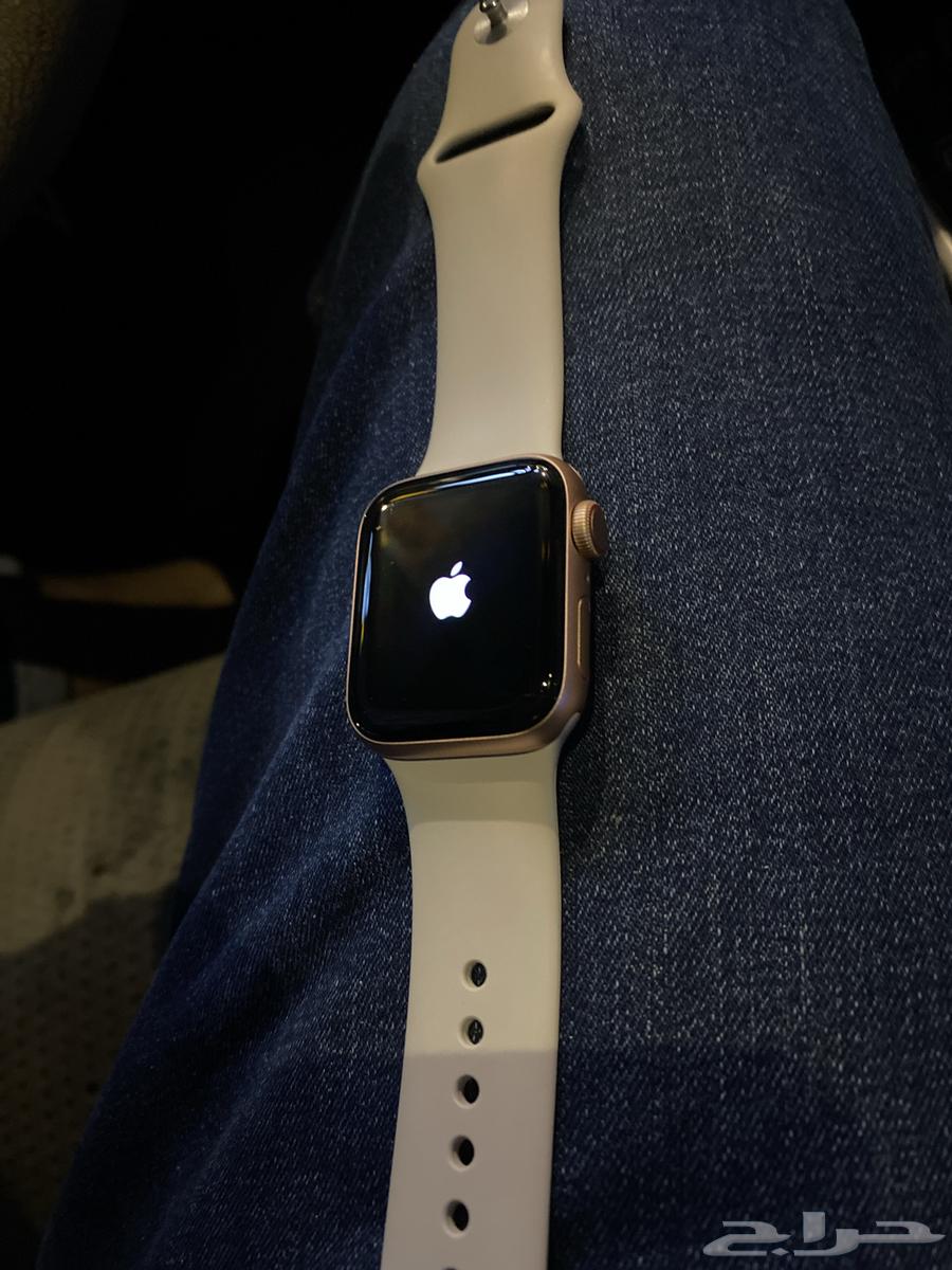New Apple Watch, used for a week, no scratches, comes with charger63725251689858111