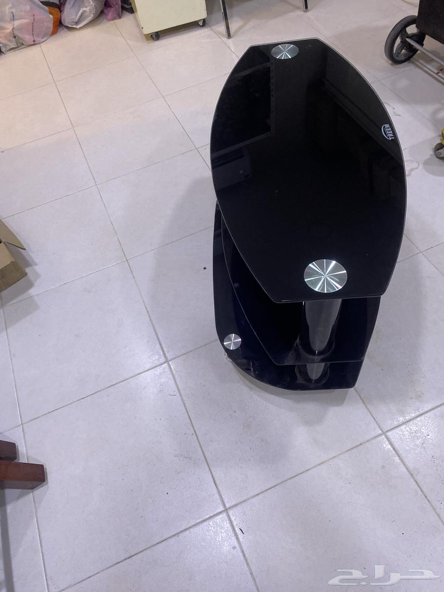 طاولة الون اسود شبة جديدة63723263953155111