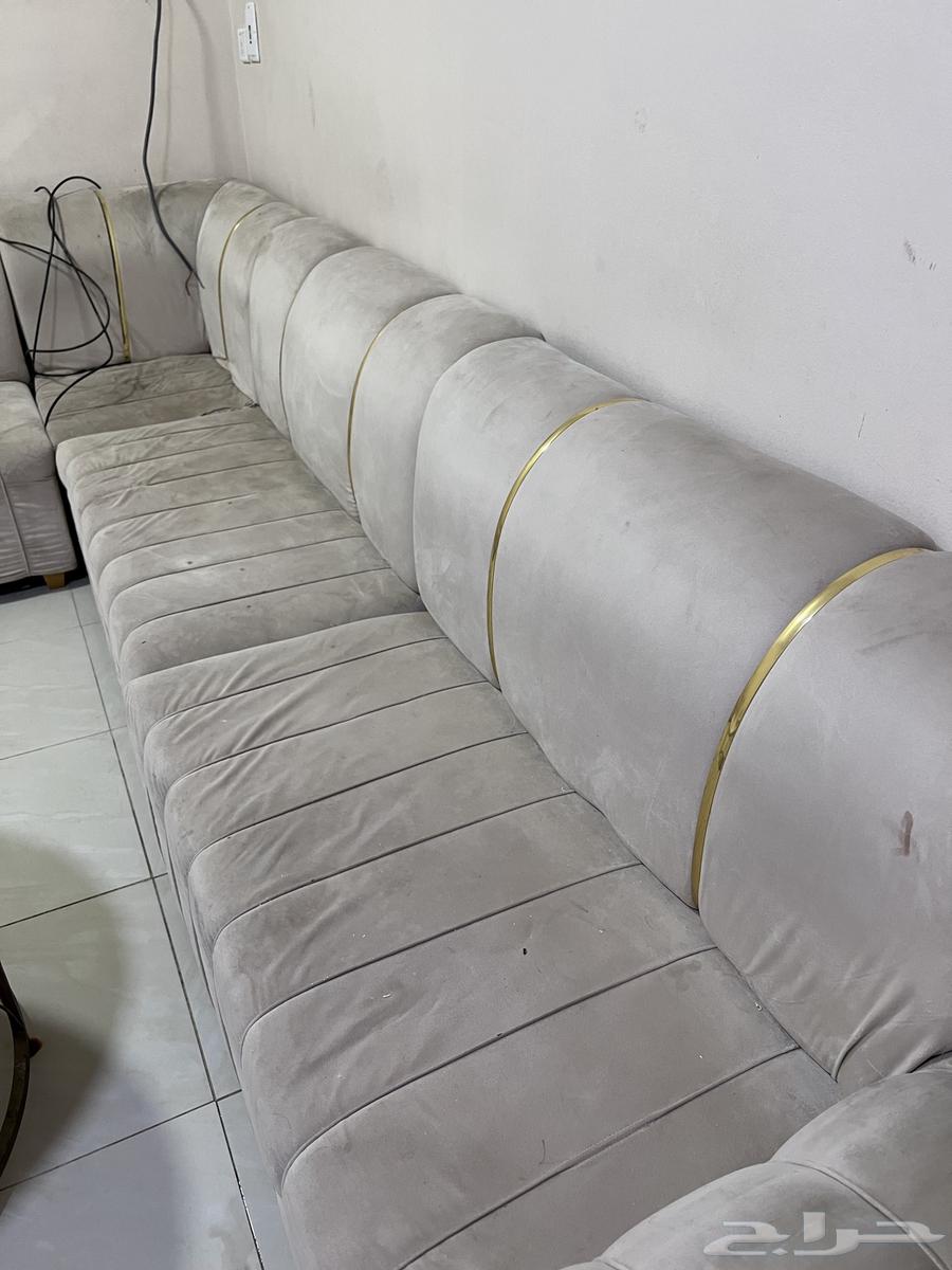 5-piece sofa and large table with 4 guest tables for sale63717999003777112