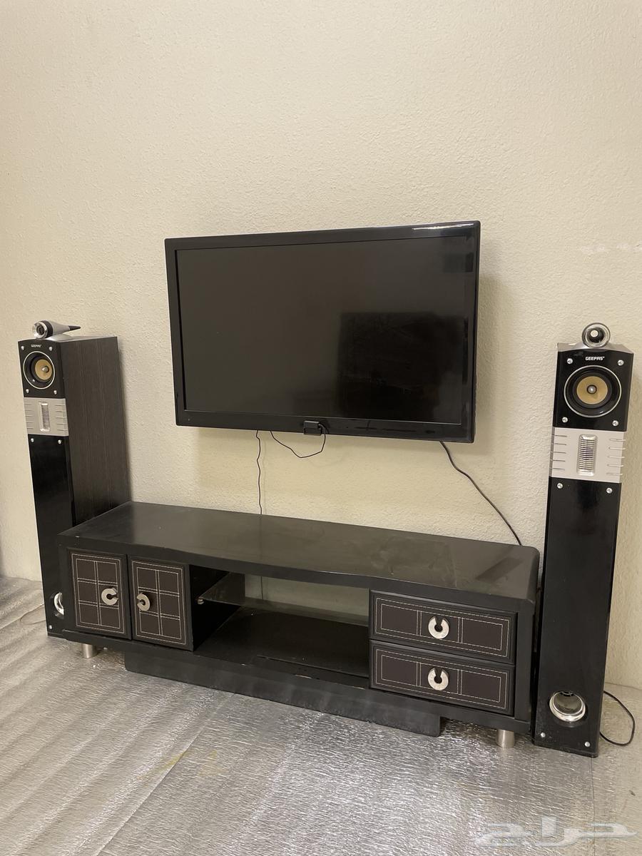 Screen, table, library speaker63721319360003111