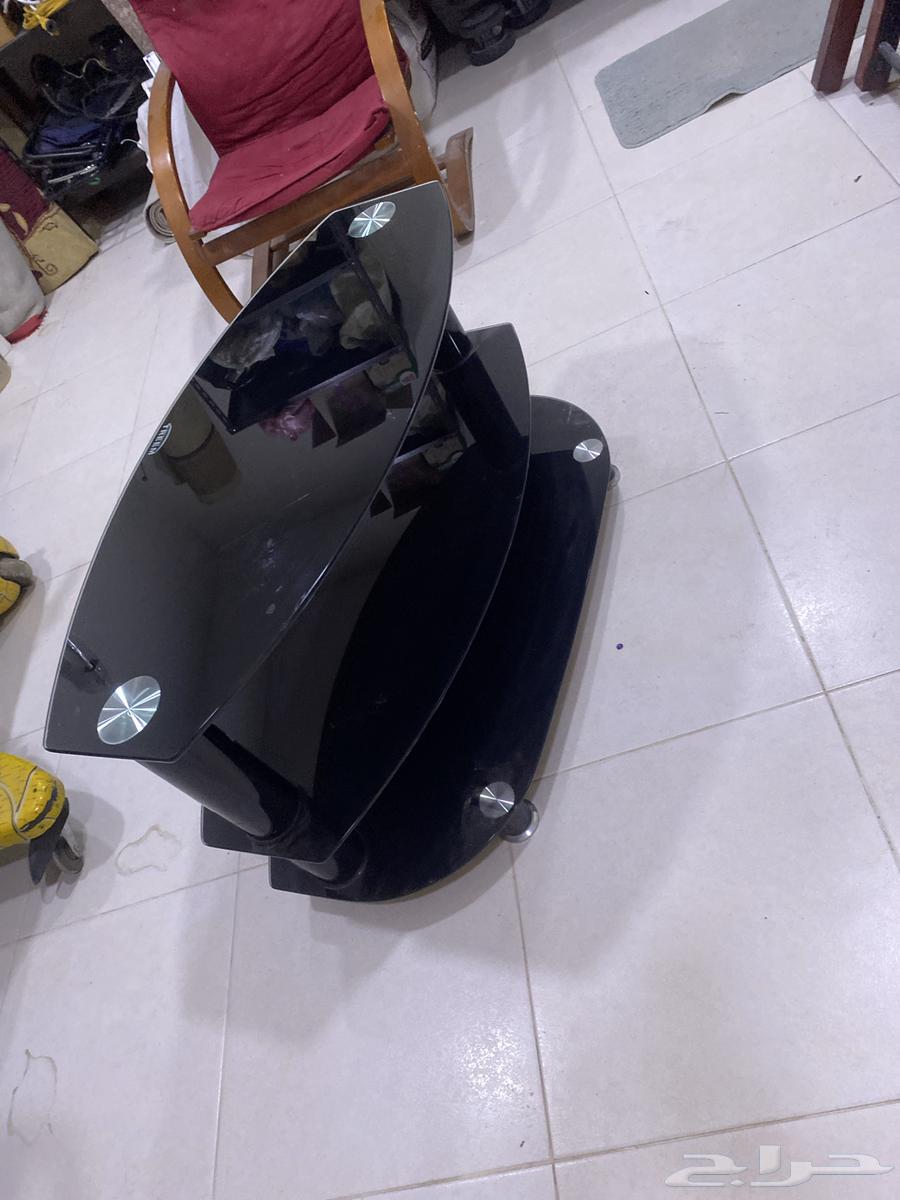 طاولة الون اسود شبة جديدة63723263953155112