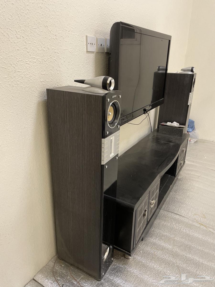Screen, table, library speaker63721319360003112