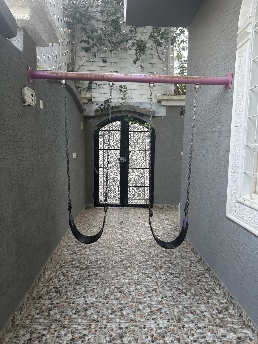 Swings and slides63725054527617110