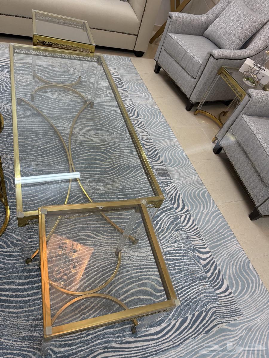 New sofa used for one year with curtain and table set63726912668931112