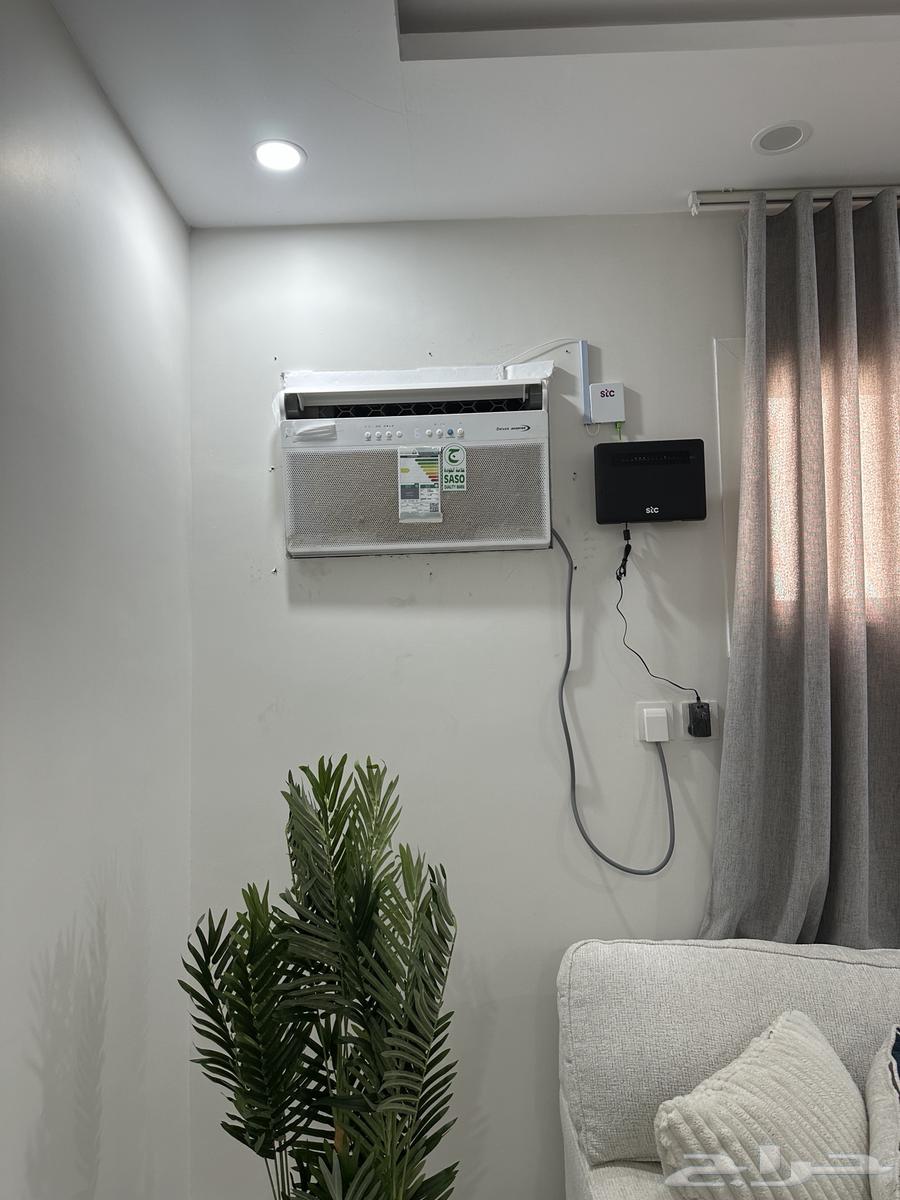 Split window air conditioner used for two months63723631578243110