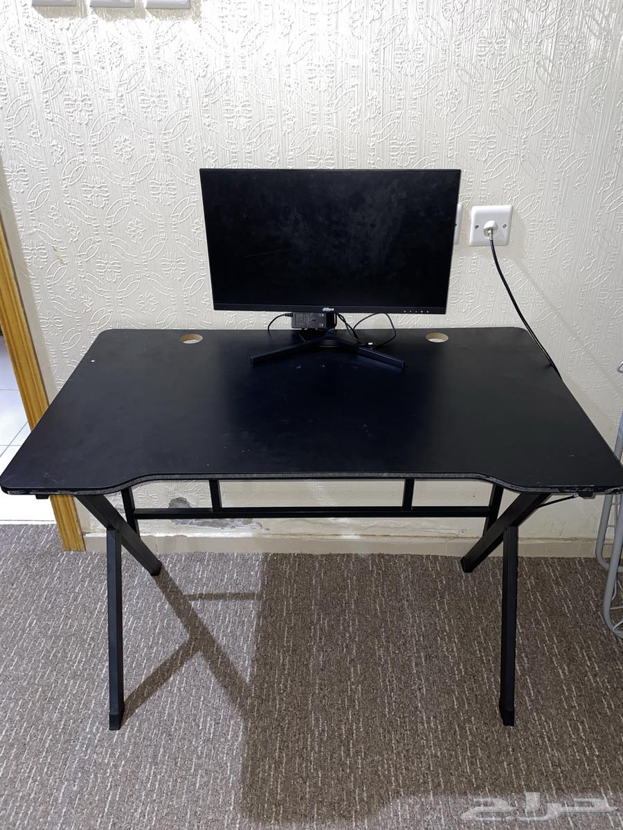 Gaming table63719031947011110