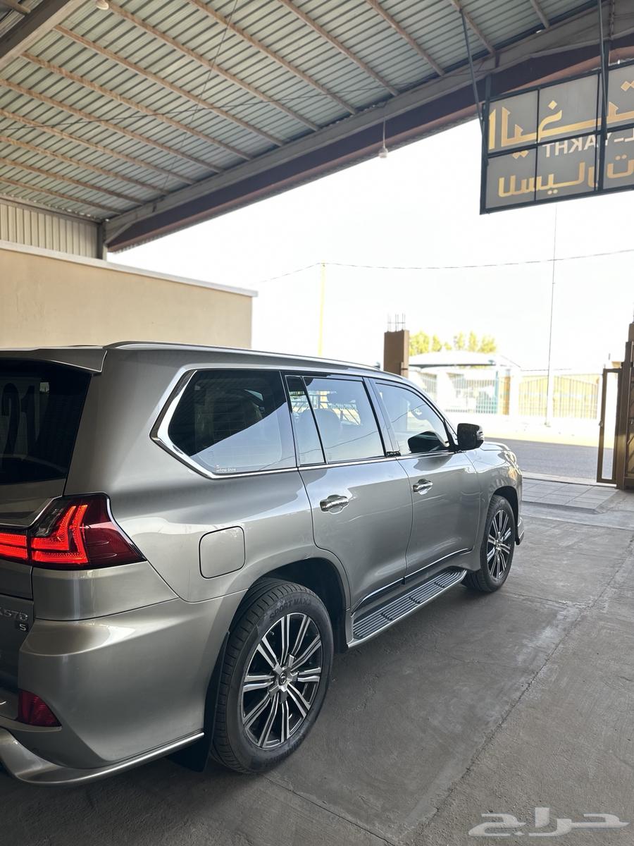 Lexus 201863816854433411112