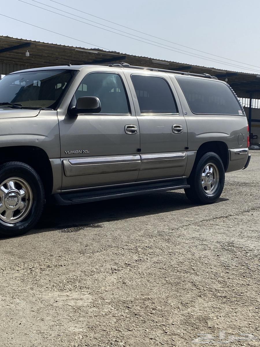 Used XL excellent condition, refurbished, air conditioning working, model 2002, need small car63804826061315110