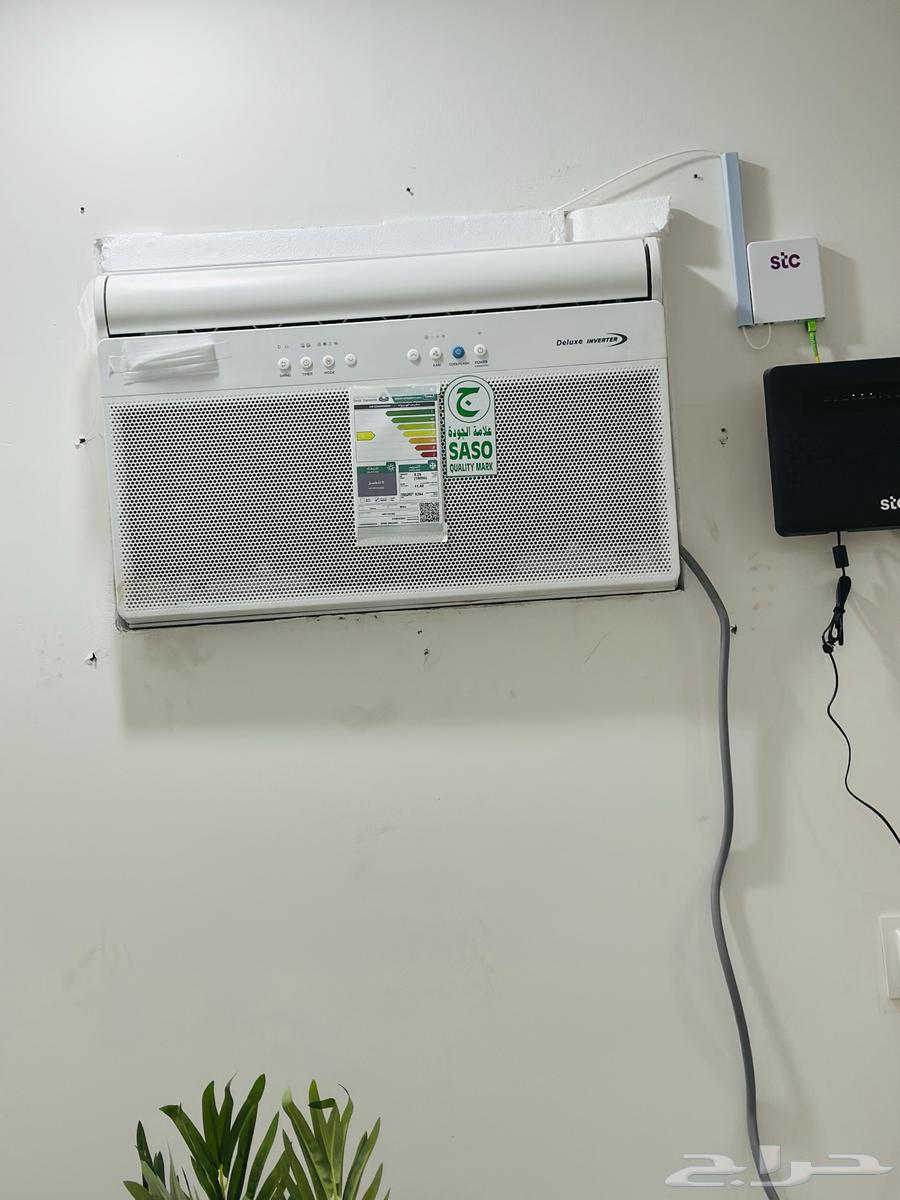 Split window air conditioner used for two months63723631578243111