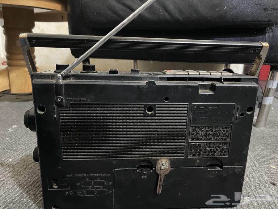 Old antiques, various stored items63717999093121114