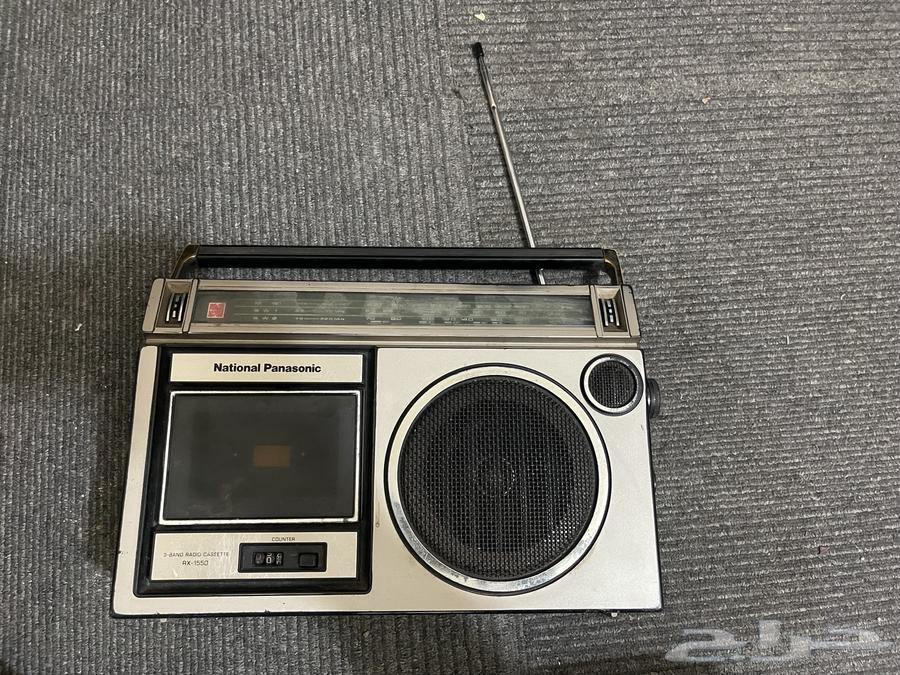 Old antiques, various stored items63717999093121112