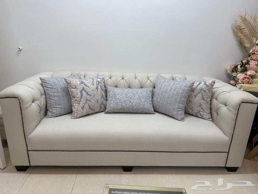 New sofa used for one year with curtain and table set63726912668931114