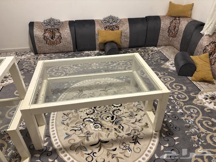 طاولات الهيكل خشب والوح اقزاز للبيع63719127362307111
