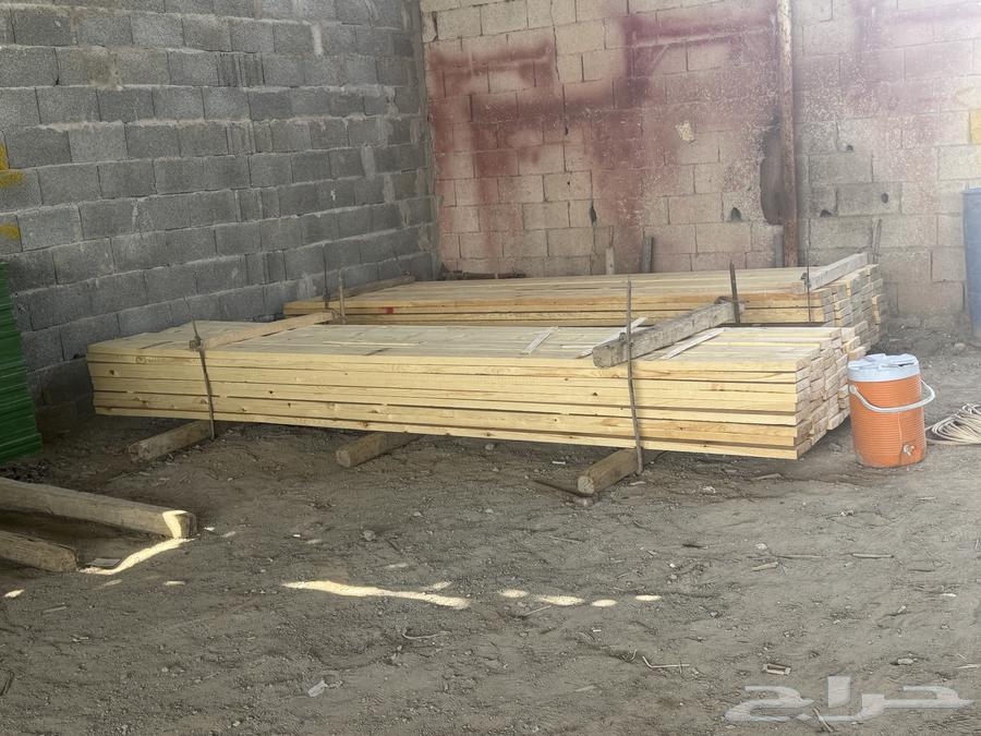 اخشاب وسقالات جديده للبيع سماكه 2 ميلى63720217294594112